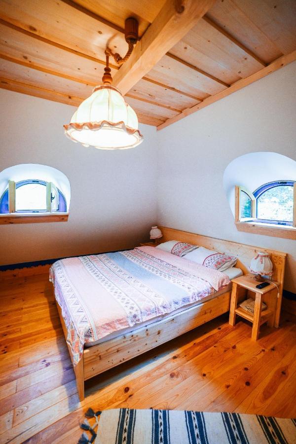 Вилла Casa Lu' Ion Вишеу-де-Сус Экстерьер фото